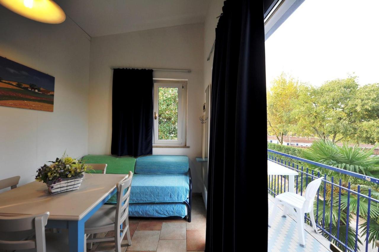 Apartments In Peschiera Del Garda 22097 Eksteriør billede